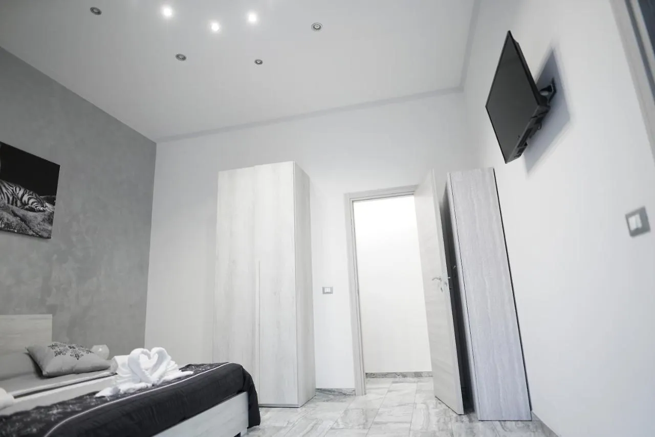 Central Luxury Apartment Katania Włochy